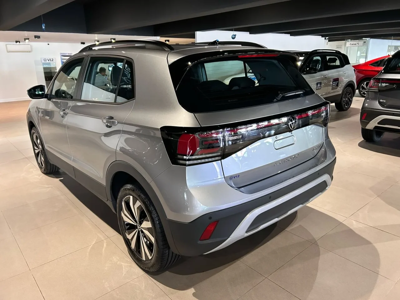 Com desconto de R$ 18 mil, Volkswagen T-Cross Sense fica mais barato que o Tera