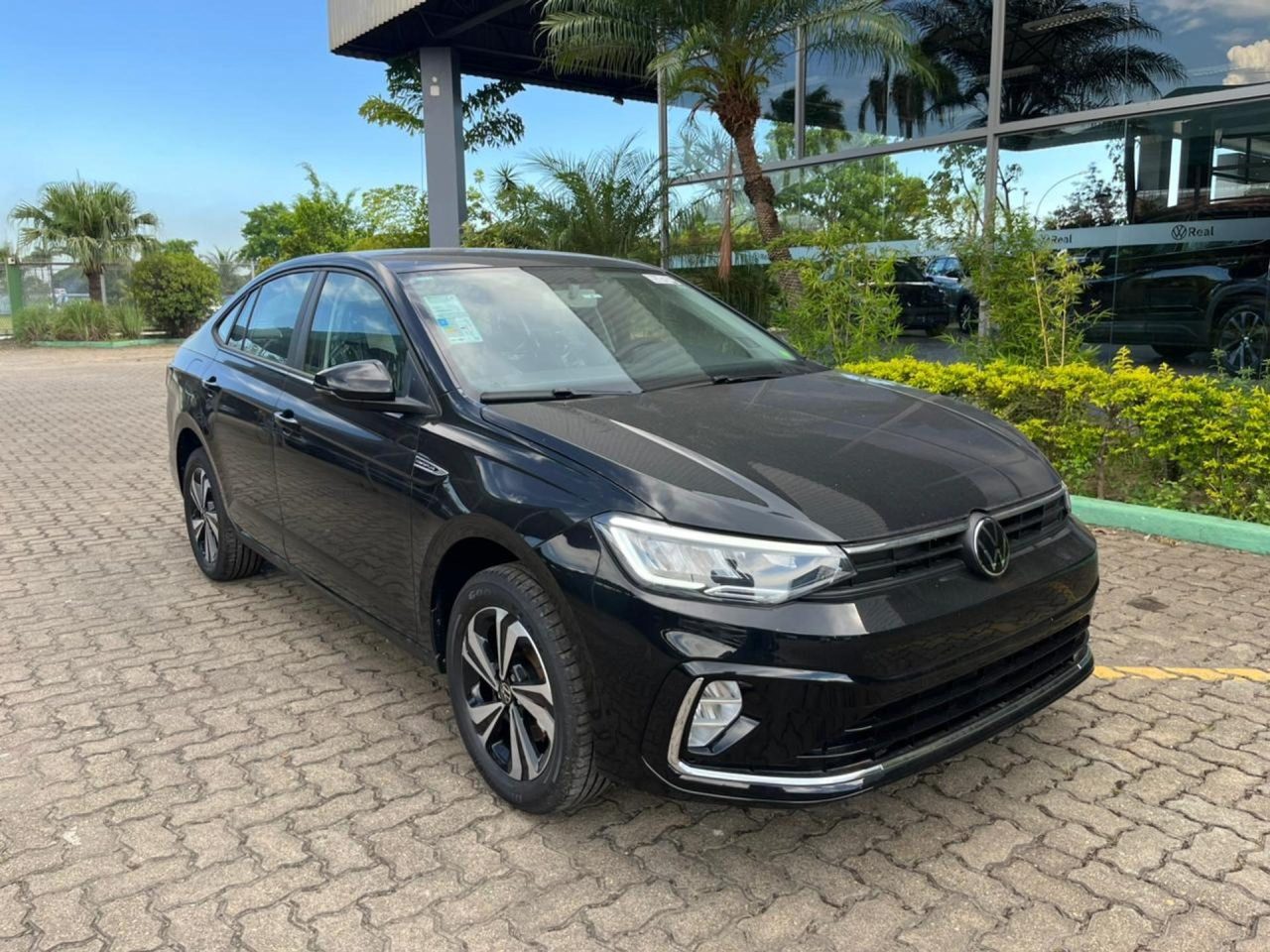 Volkswagen libera Virtus Highline com descontão de R$ 28.079 para PcD