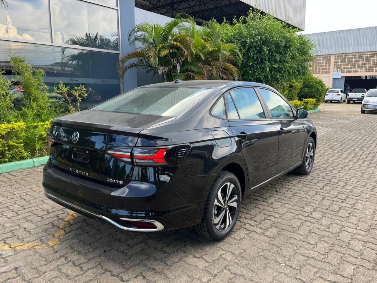 Volkswagen libera Virtus Highline com descontão de R$ 28.079 para PcD
