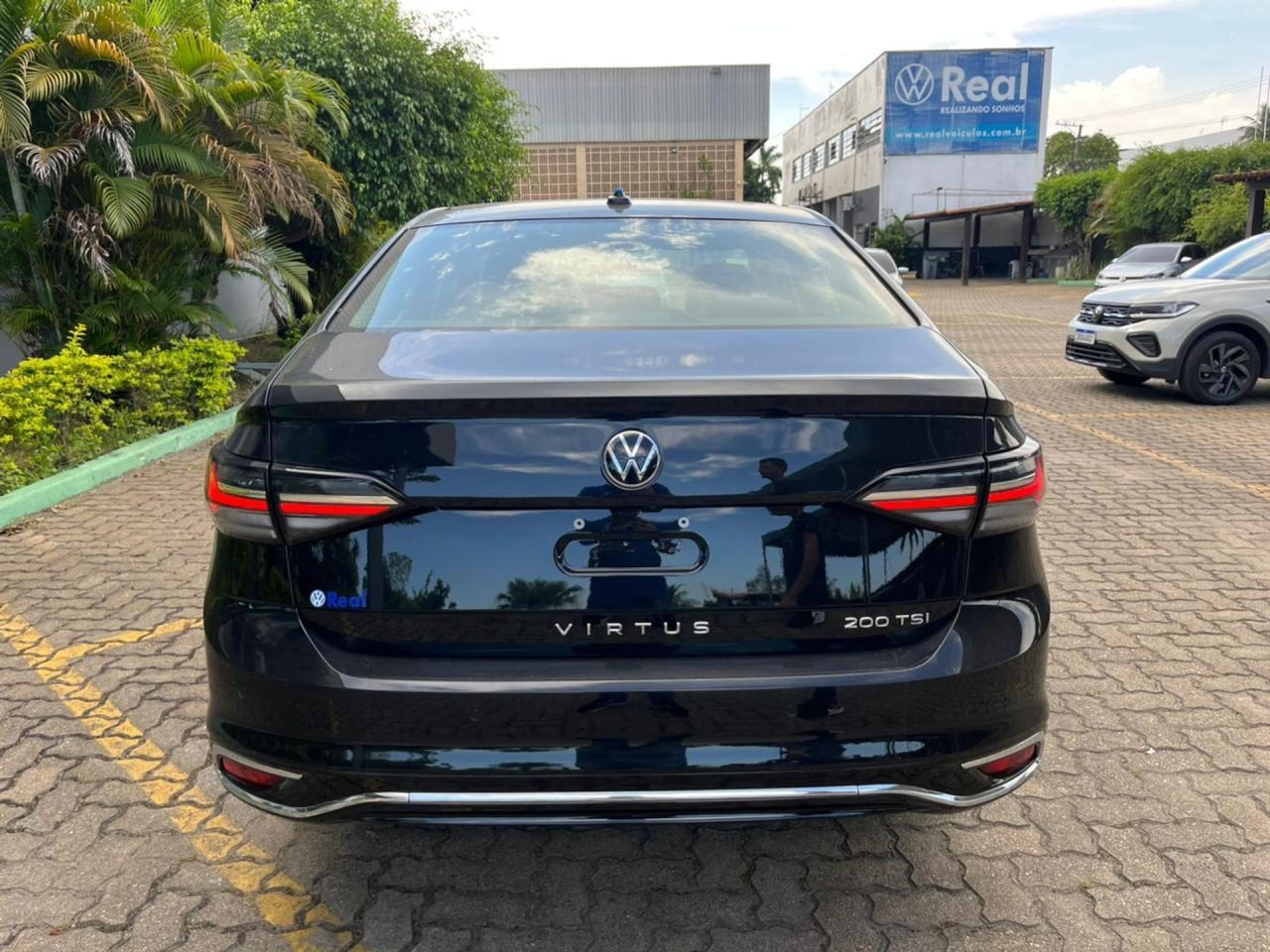 Volkswagen libera Virtus Highline com descontão de R$ 28.079 para PcD