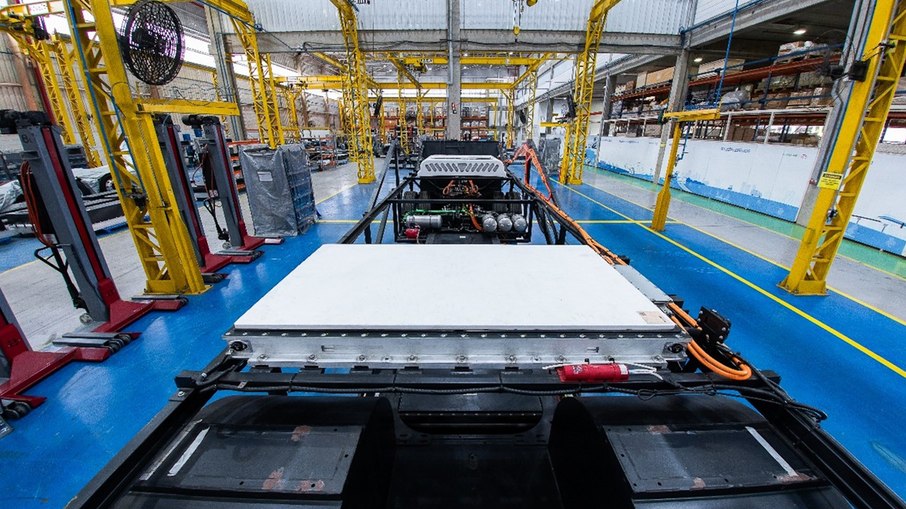 Ônibus elétricos da BYD no Brasil ganham baterias Blade de última geração