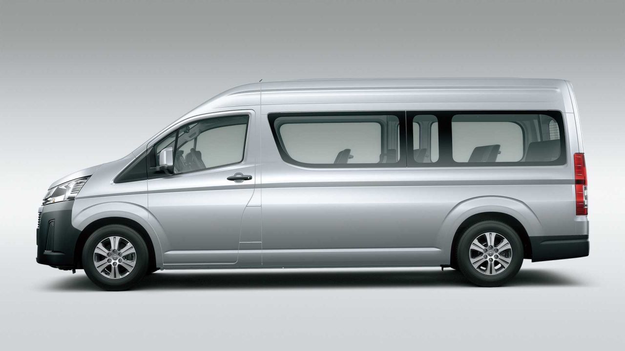 Toyota Hiace desembarca no Brasil com motor de Hilux para enfrentar Fiat Ducato