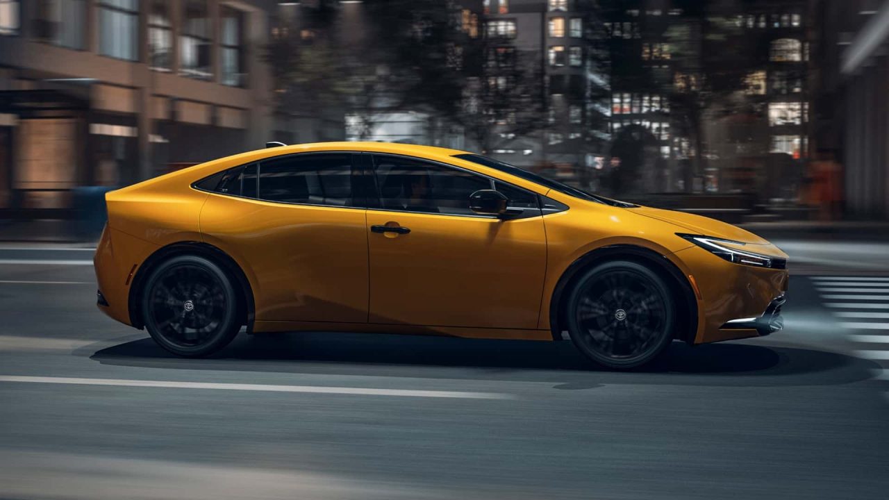 Toyota revelará no Brasil o Prius híbrido plug-in flex