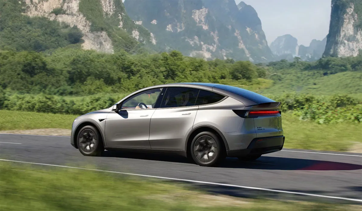 Tesla aposta no Model YL de seis lugares para crescer na China