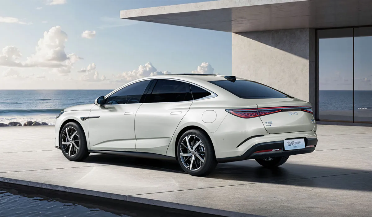 BYD apresenta novo sedã Seal 07 DM-i com LiDAR na China em 29 de agosto