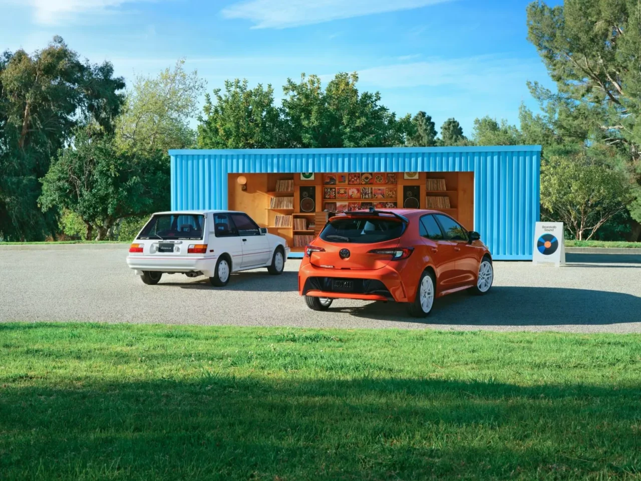 Toyota Corolla Hatchback 2026 chega aos EUA a partir de R$ 131 mil
