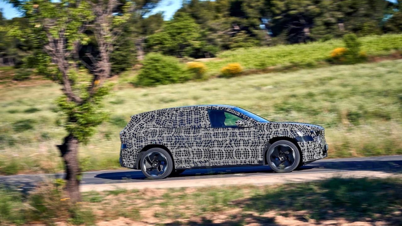 BMW iX3 2026 promete enormes ganhos de eficiência