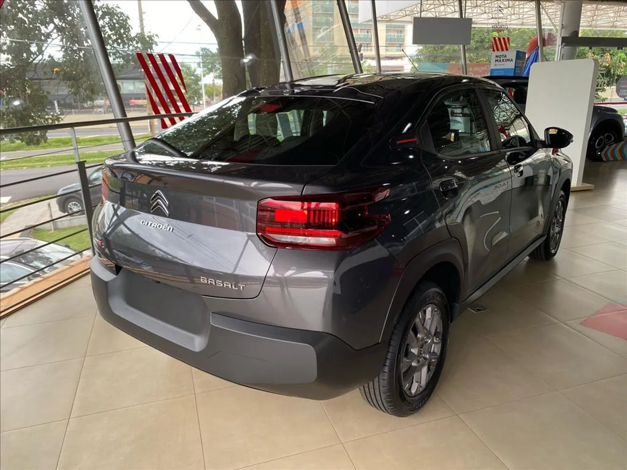 Citroën Basalt tem agosto desastroso com queda de 38% nas vendas
