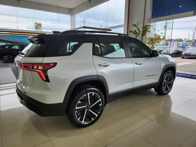 Chevrolet Equinox EV encalha nas lojas e sofre corte de R$ 90 mil no preço