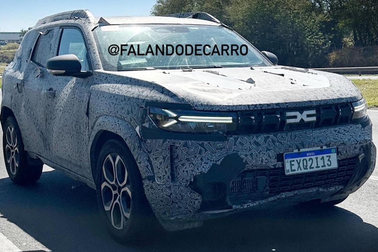 Nova geração do Renault Duster é flagrada em testes no Brasil