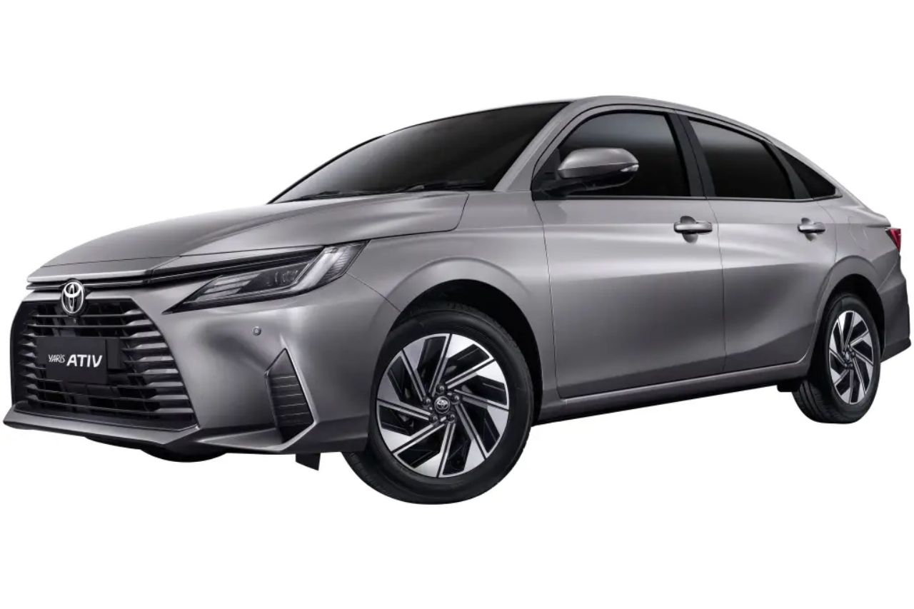 Toyota lança Yaris Sedan híbrido na Tailândia com consumo de até 30 km/l