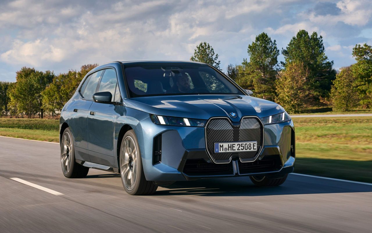 BMW supera 3 milhões de veículos eletrificados vendidos globalmente