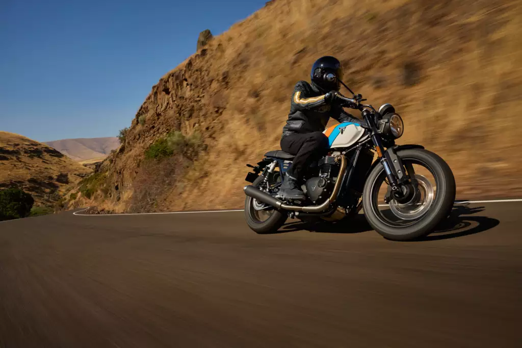 Triumph Speed Twin 900 2025 estreia no Brasil com visual renovado