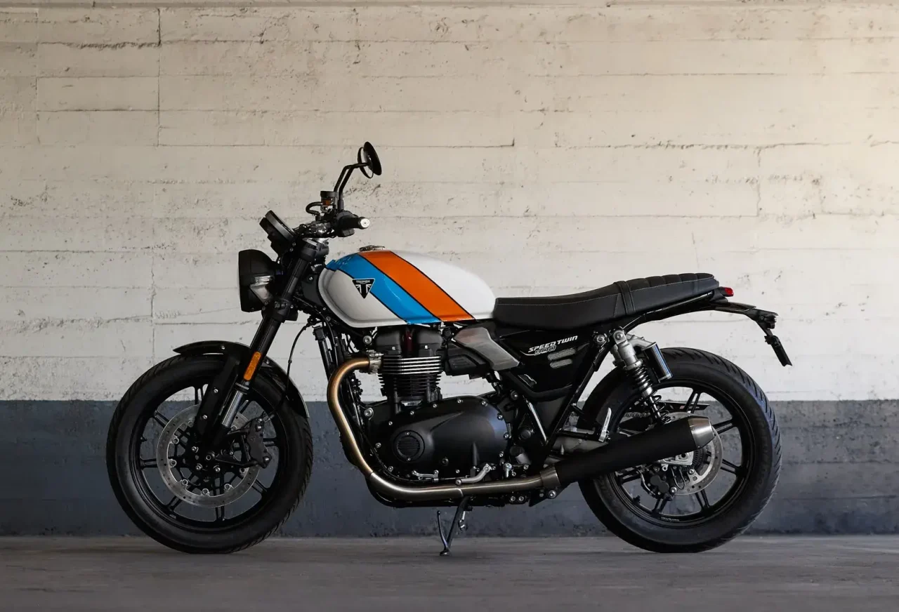 Triumph Speed Twin 900 2025 estreia no Brasil com visual renovado