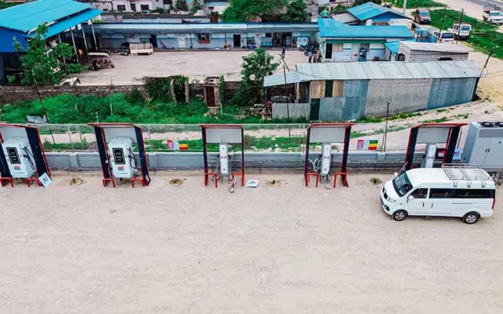 Carros elétricos já representam 76% das vendas no Nepal