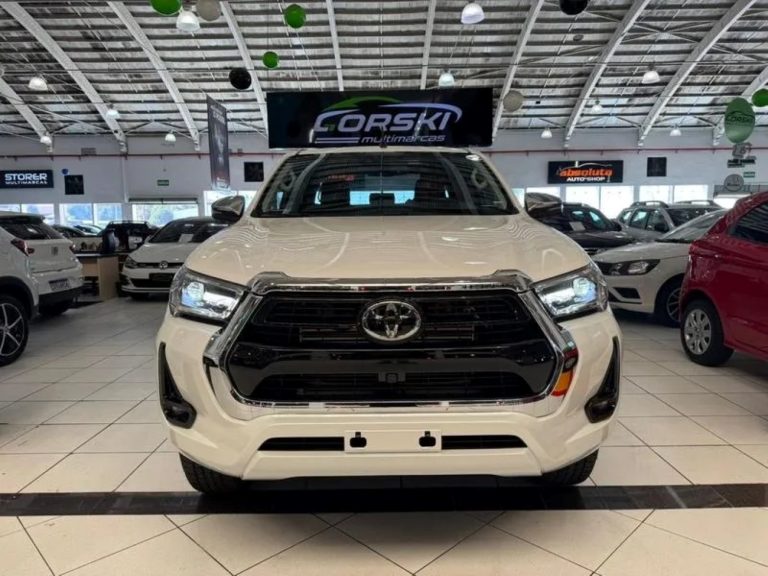 Toyota baixa preço da Hilux Power Pack AT em R$ 52 mil para CNPJ em agosto
