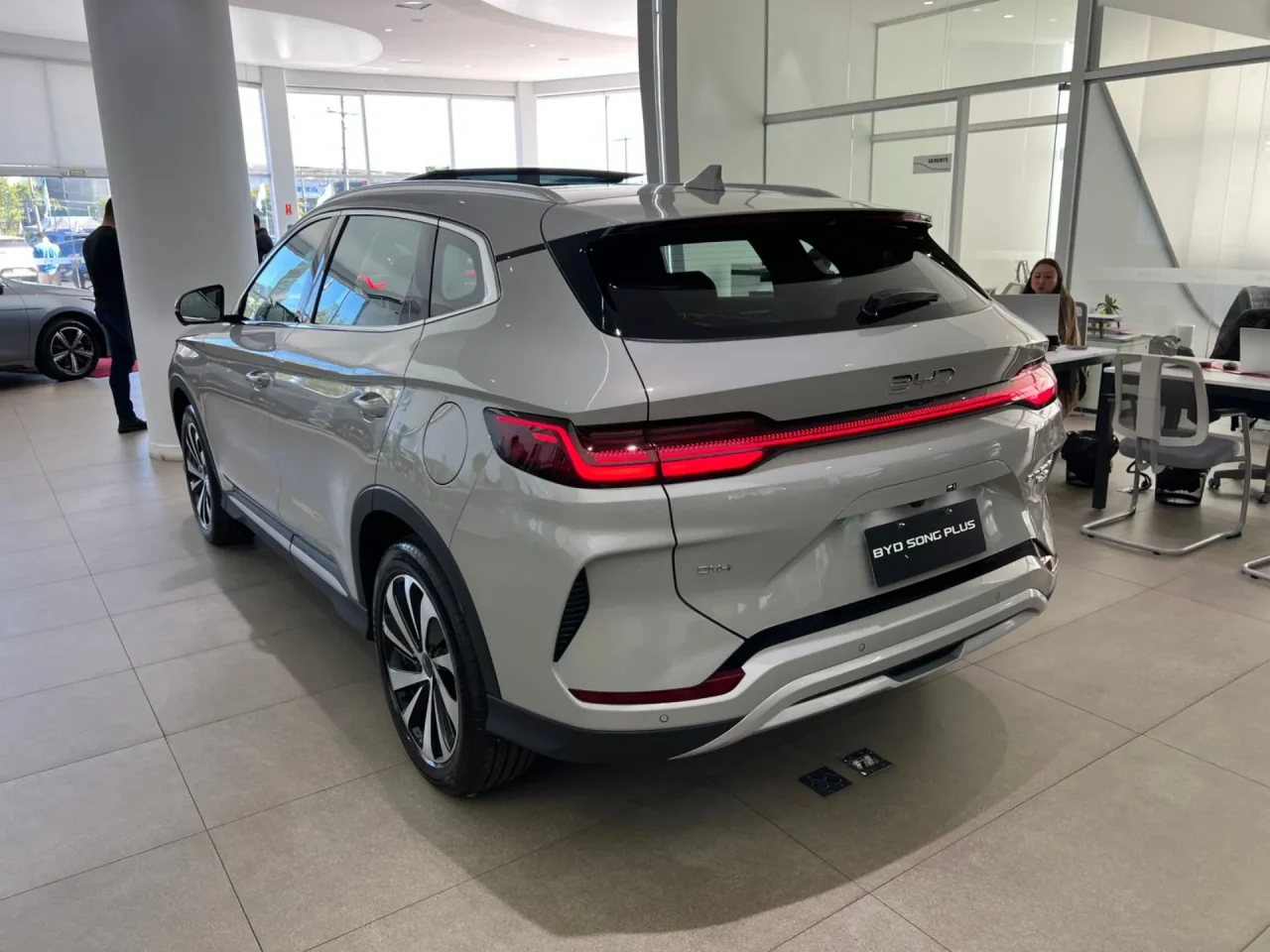 Quanto custa manter o BYD Song Plus 2026? Veja seguro e revisões em julho