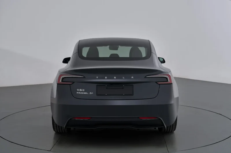 Tesla eleva autonomia do Model 3 e Model Y para até 830 km