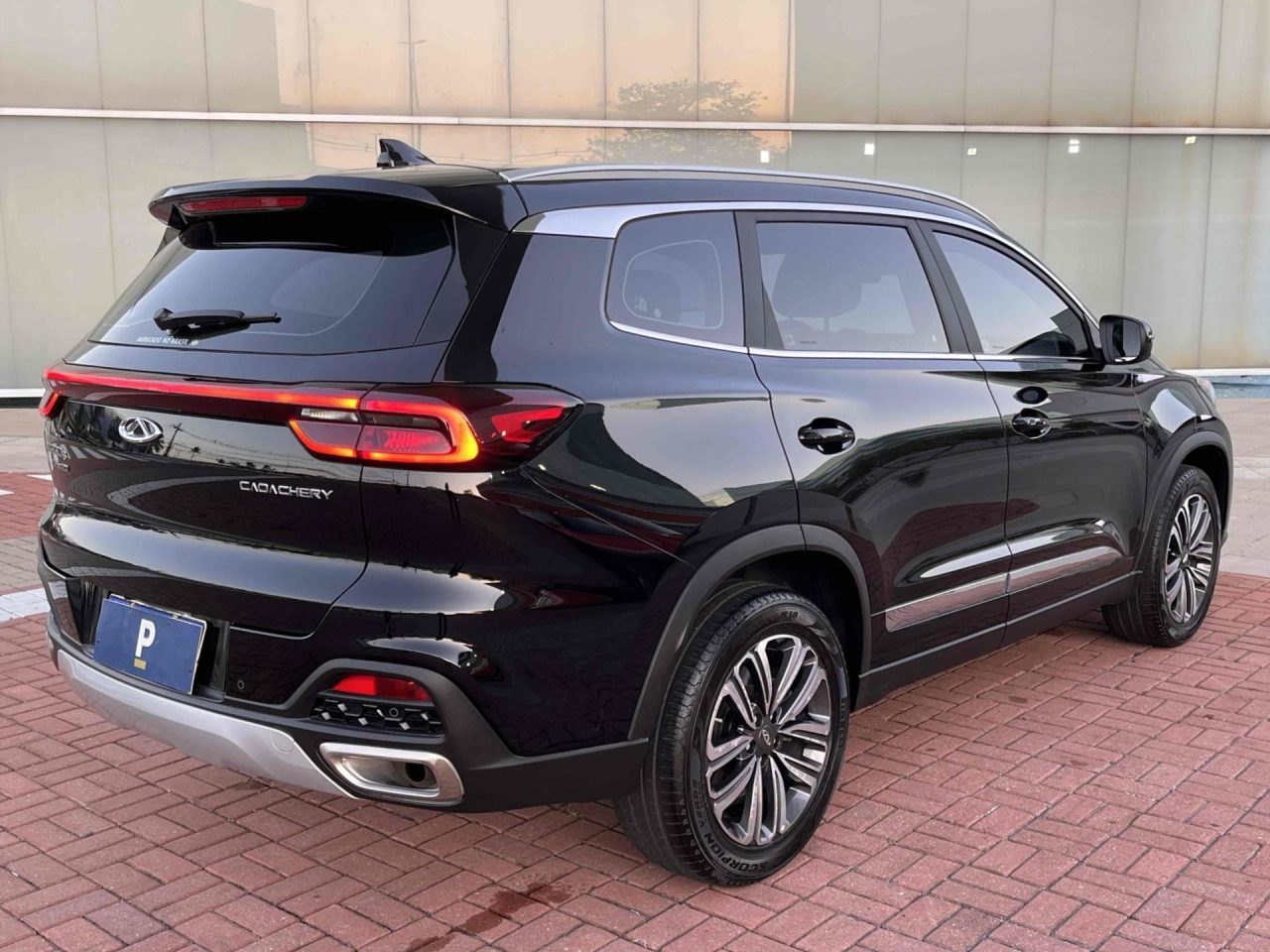 Caoa Chery Tiggo 8 usado entrega 7 lugares e preço abaixo de R$ 125 mil
