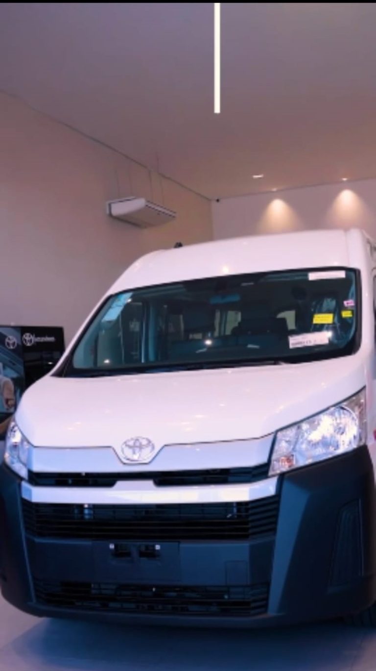 Toyota Hiace chega às concessionárias para pré-lançamento no dia 30 de agosto