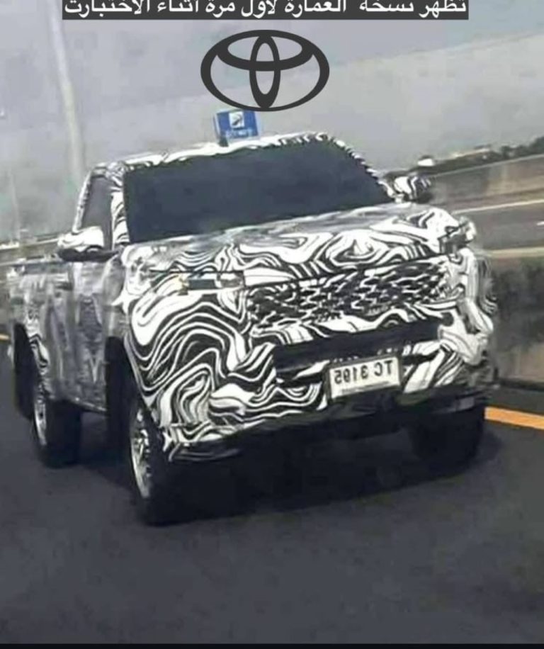 Toyota Hilux cabine simples é flagrada em testes na Tailândia