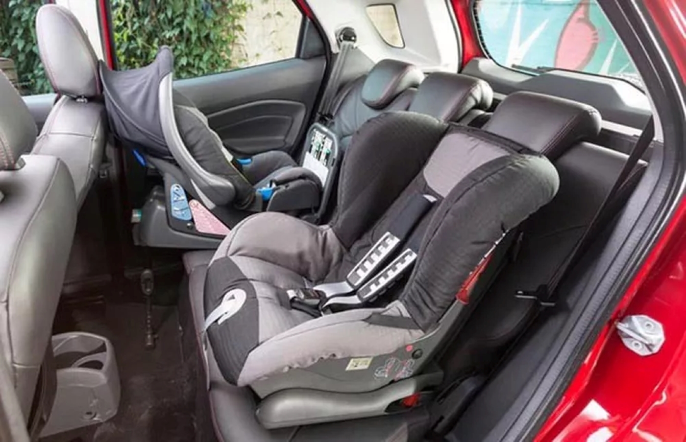 Quanto custa a multa por transportar criança sem cadeirinha no carro?