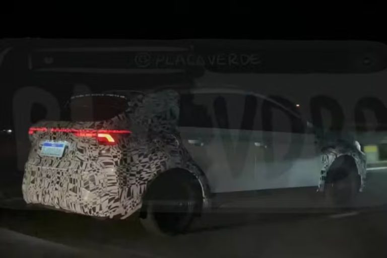 Volkswagen Nivus híbrido é flagrado com design do SUV do Golf