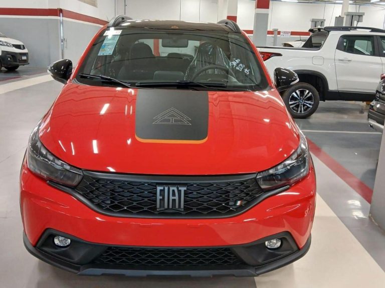 Fiat Argo Trekking MT fica R$ 19,4 mil mais barato para PcD