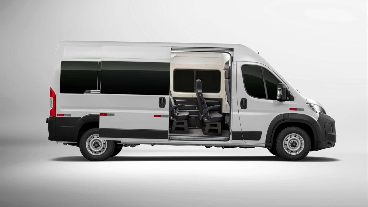 Fiat baixa preço da Ducato 2026 em R$ 56,4 mil para CNPJ