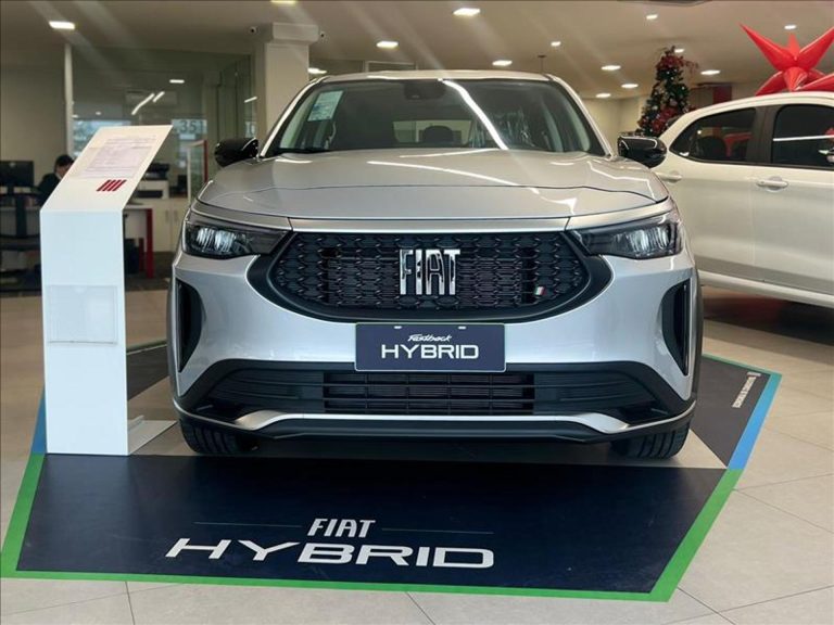 Fiat libera Fastback Audace Hybrid com descontão de R$ 32 mil em agosto