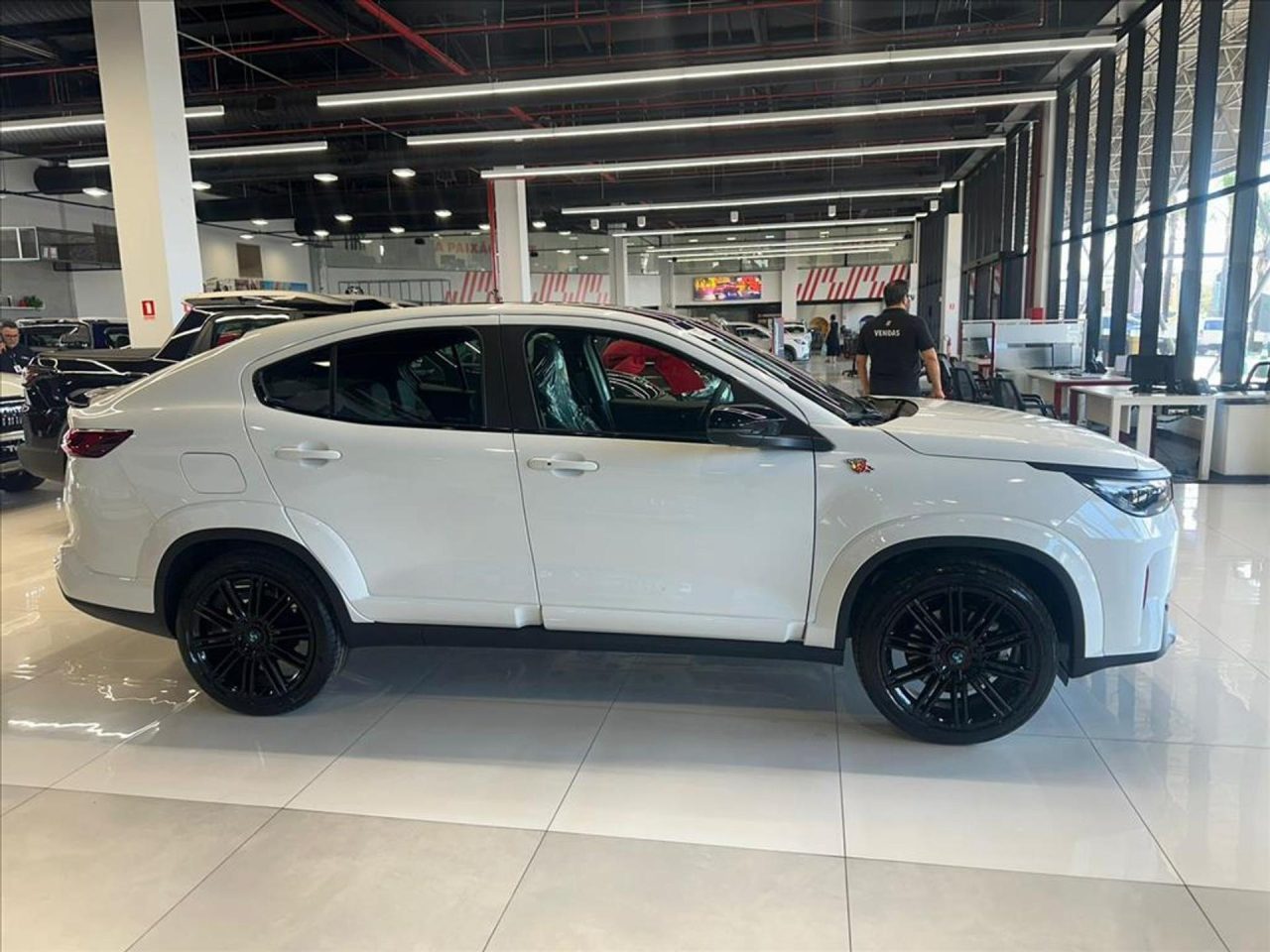 Fiat Fastback Abarth fica R$ 16,1 mil mais barato para PcD