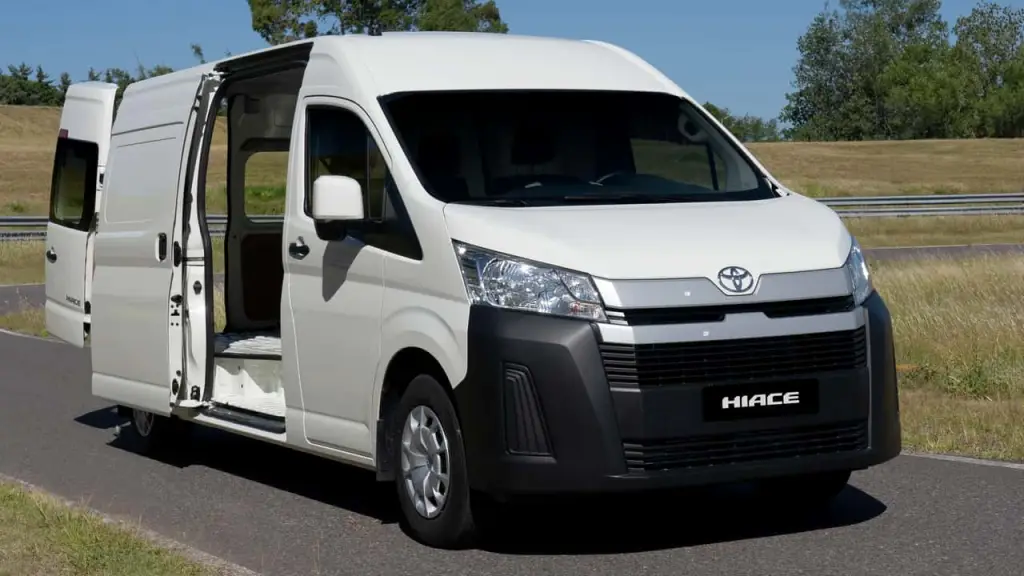 Toyota Hiace desembarca no Brasil com motor de Hilux para enfrentar Fiat Ducato
