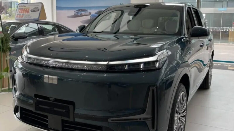 Geely Galaxy M9 chega às lojas chinesas com impressionantes 697 cavalos
