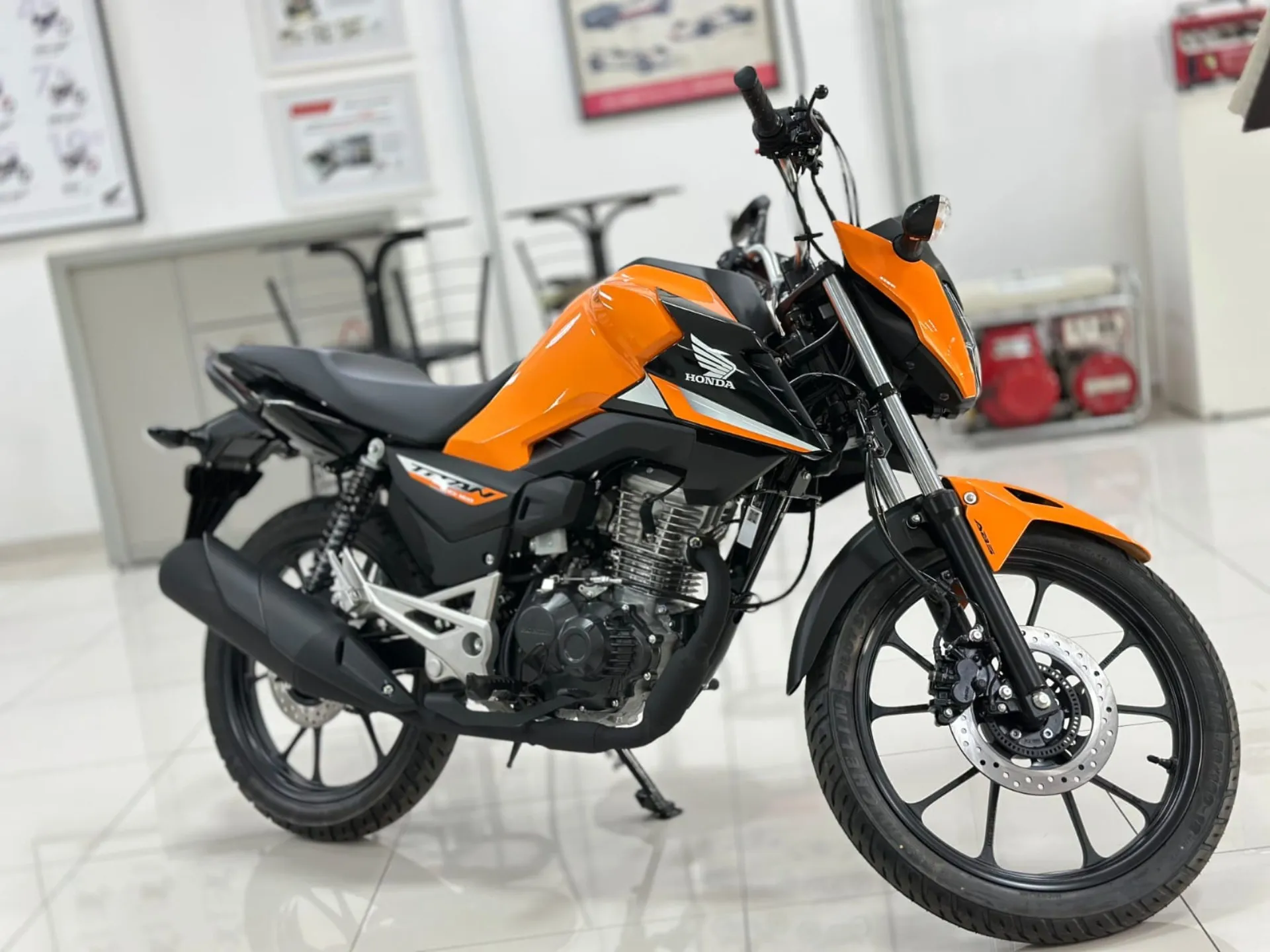 As motos mais vendidas até dia 25 de abril de 2026
