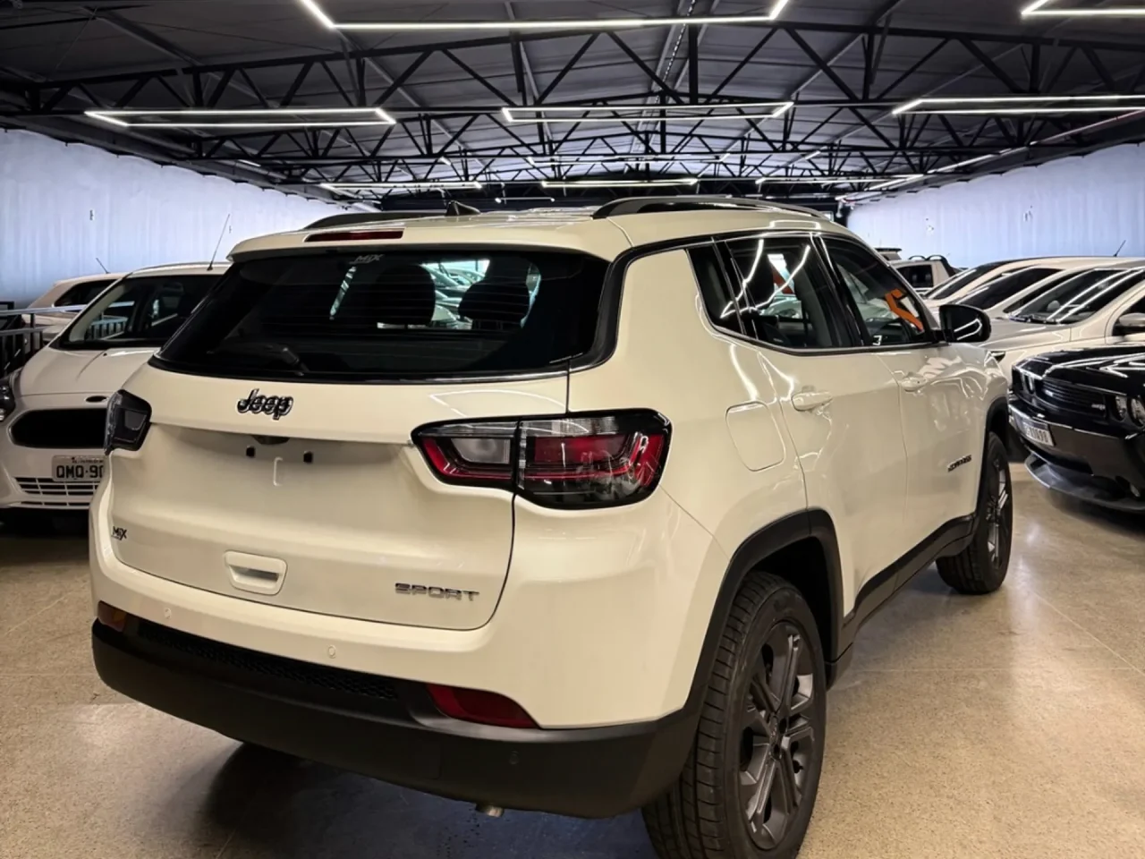 Jeep Compass Sport 2026 é liberado para PcD com desconto de R$ 25.095 em agosto