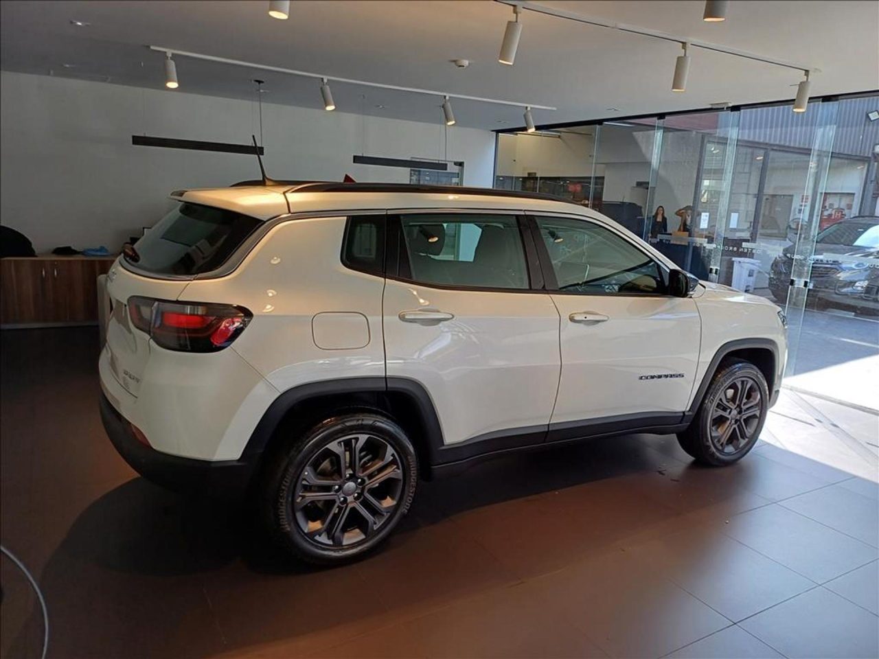 Jeep Compass Série S 2026: preço, ficha técnica e itens de série