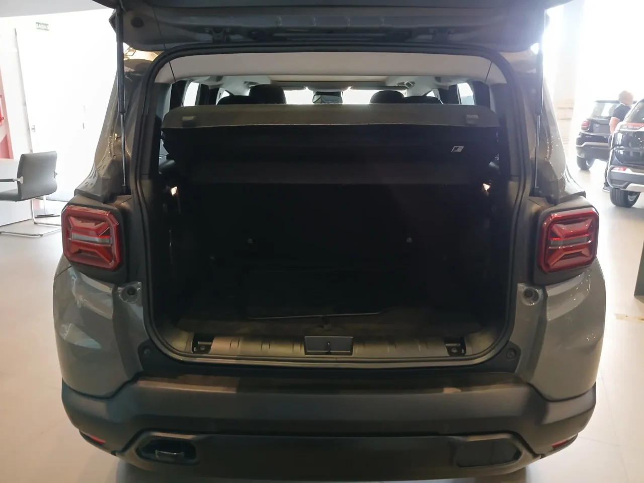 Jeep baixa preço do Renegade Altitude em R$ 23,3 mil para PcD
