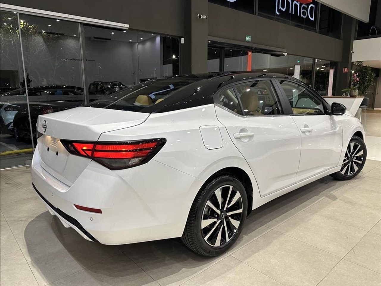 Nissan derruba preço do Sentra Exclusive em R$ 38 mil para PcD