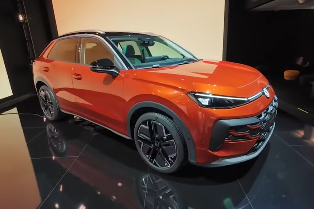 Volkswagen Nivus híbrido é flagrado com design do SUV do Golf