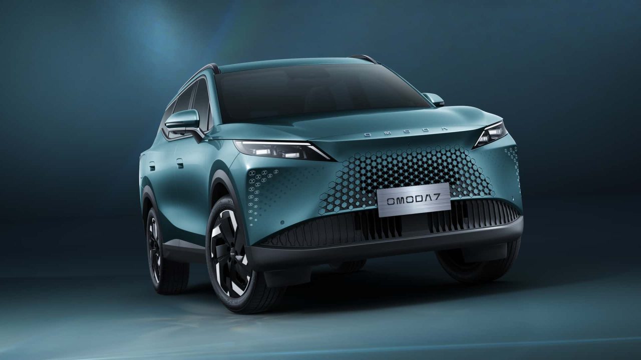 Omoda anuncia chegada dos SUVs eletrificados 5 HEV e 7 PHEV ao Brasil