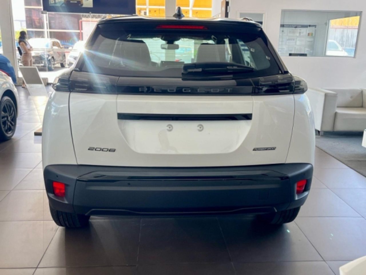 Peugeot 2008 tem preços atualizados para CNPJ em agosto; veja a tabela