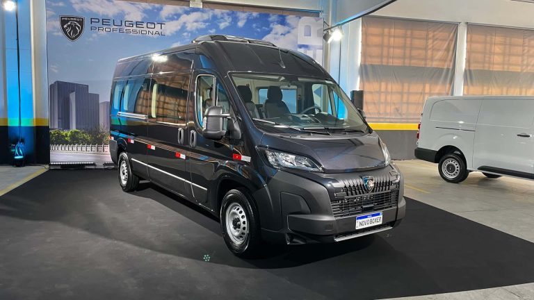 Peugeot lança Boxer 2026 com novidades para enfrentar a Sprinter