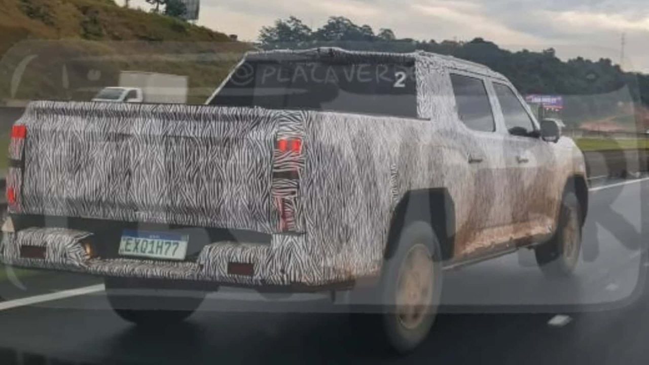 Nova geração da Volkswagen Amarok terá versão híbrida a partir de 2027