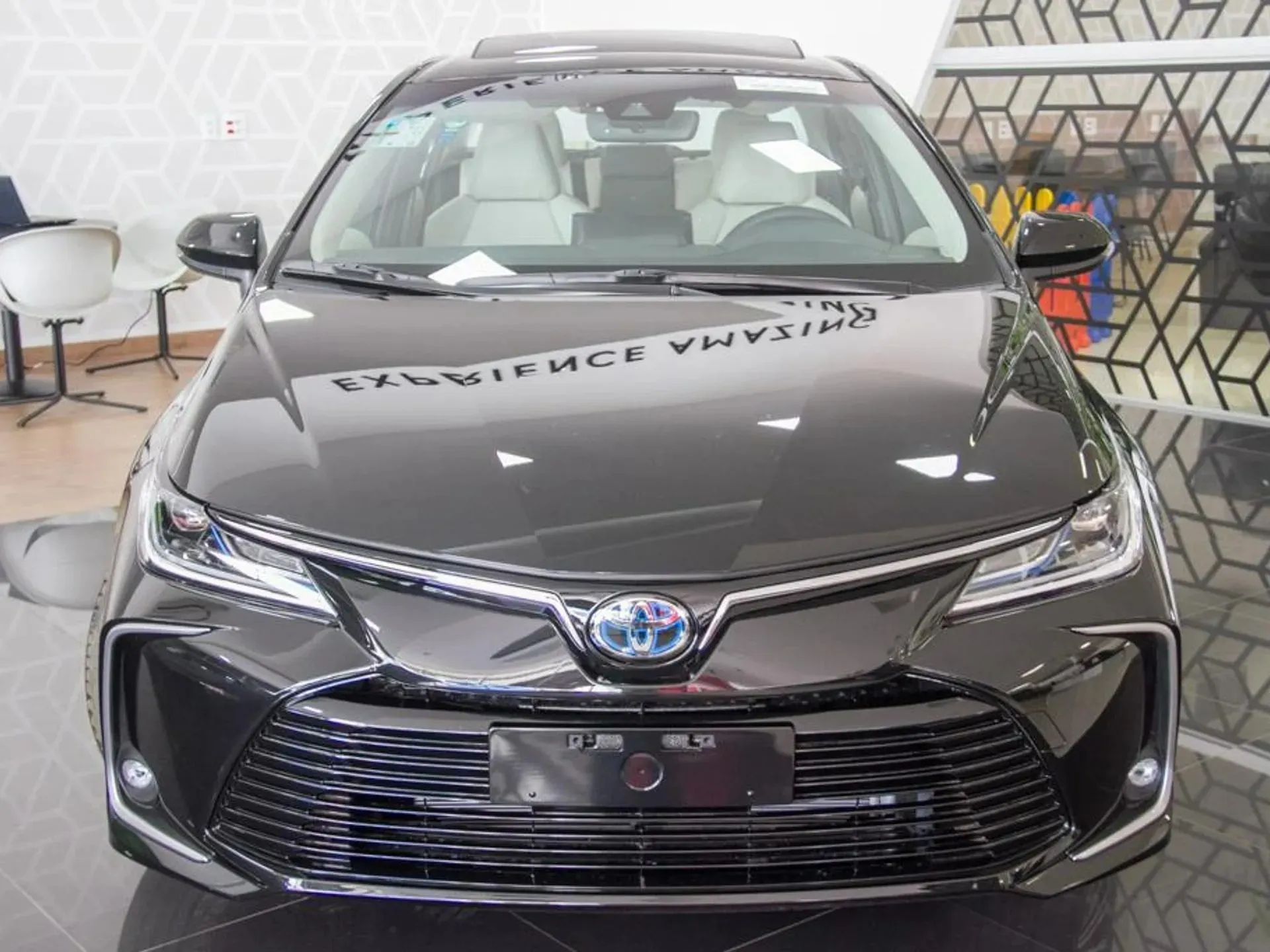 Toyota reduz preço do Altis Hybrid em R$ 15,2 mil para PcD