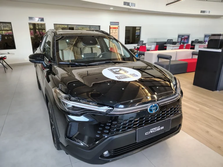 Quanto custa manter o Toyota Corolla Cross 2026? Veja seguro e revisões em agosto