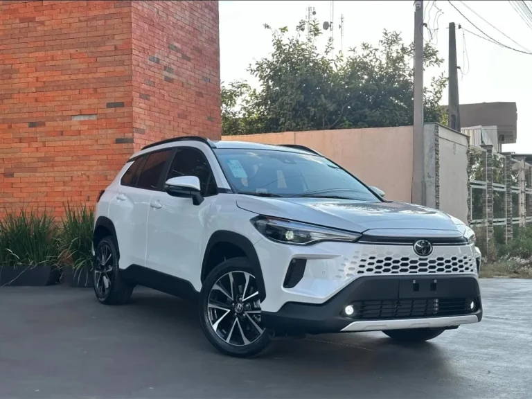 Toyota libera Corolla Cross XR em agosto com desconto de R$ 44 mil para PcD