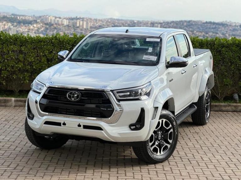 Toyota Hilux SR para CNPJ é liberada com desconto de R$ 55.096 em agosto