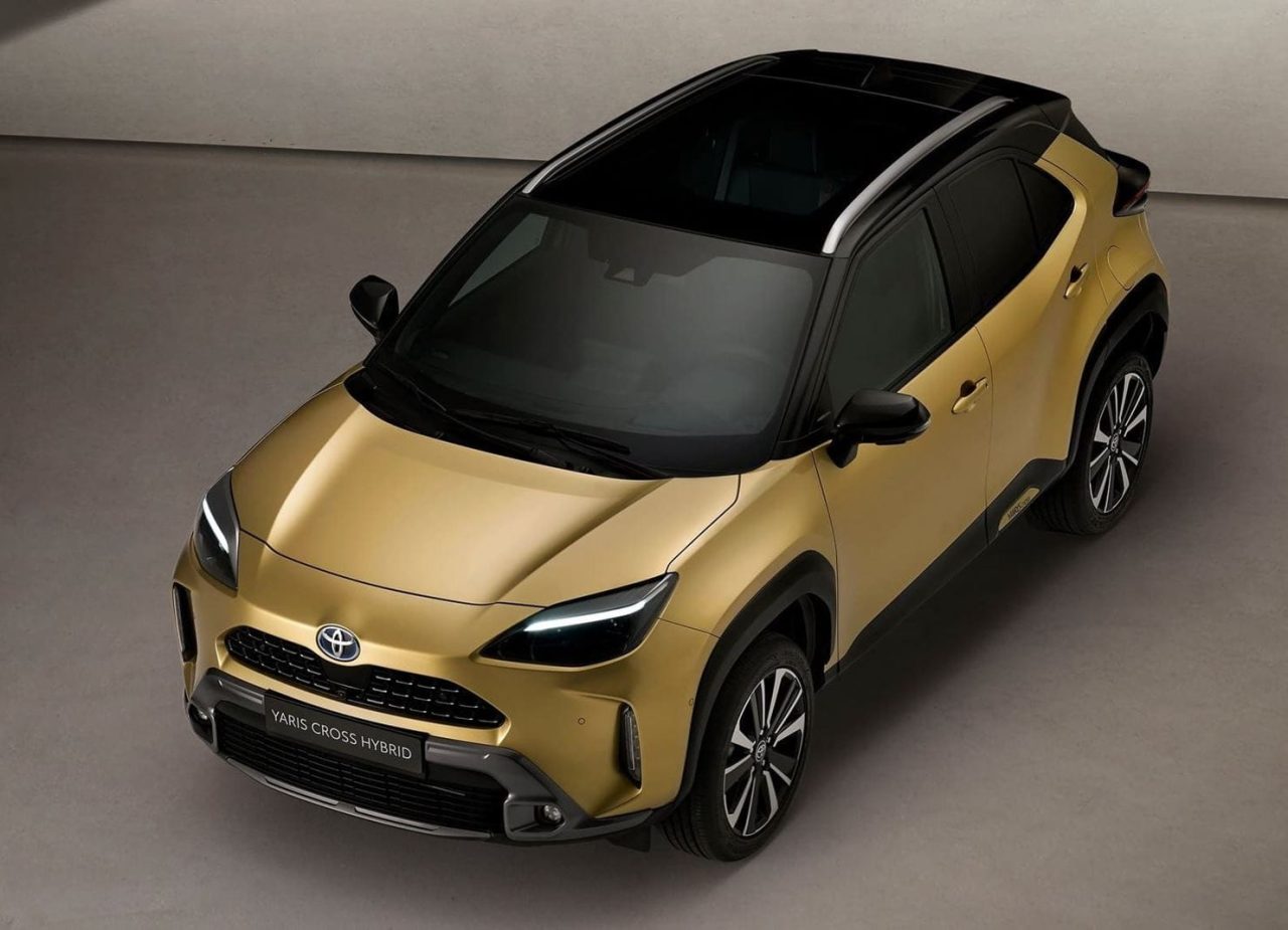Novo Toyota Yaris Cross 2026 desembarca em outubro com quatro versões