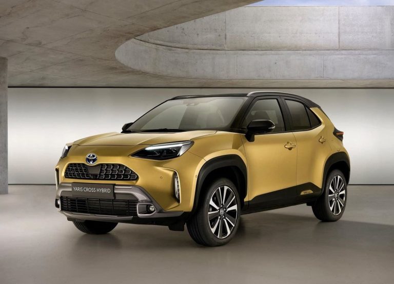Novo Toyota Yaris Cross 2026 desembarca em outubro com quatro versões