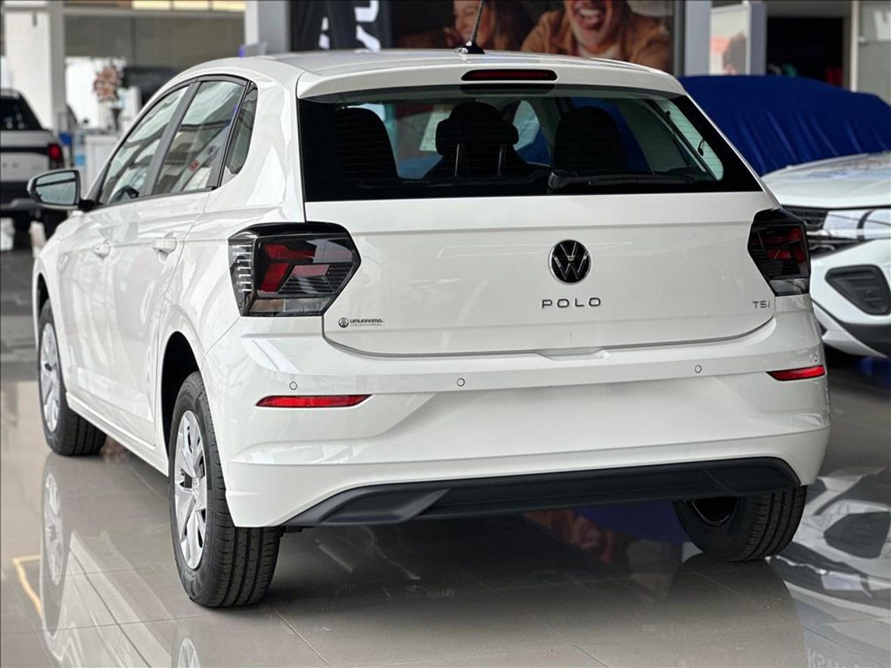 Volkswagen Polo para PcD fica até R$ 19.035 mais barato em agosto